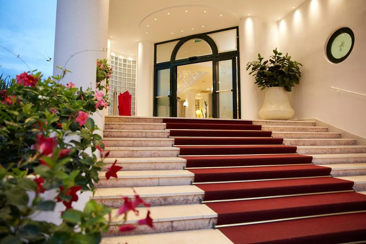 Termini Beach Hotel & Suites Lido di Jesolo 4*,  Italy